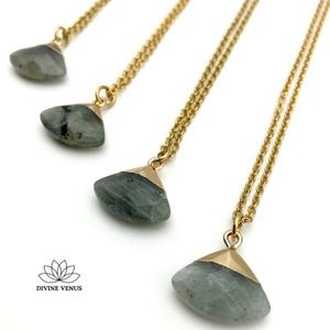Labradorite Necklace | Gold Plated Stainless Steel
